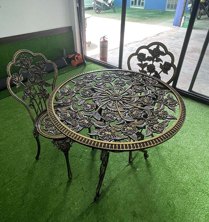 Bộ bàn ghế ngoài trời sang trọng